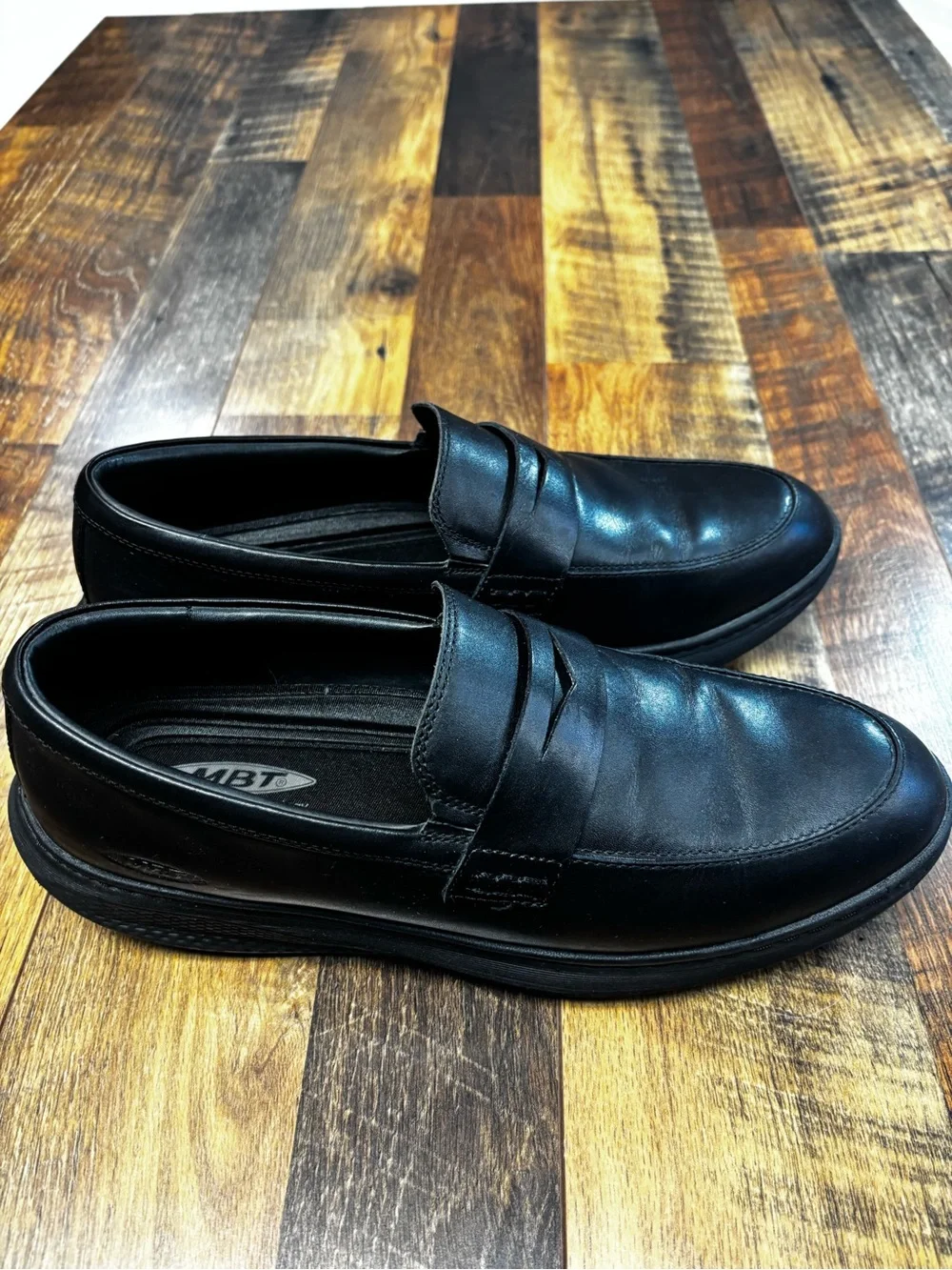 MBT Men's Asante 7 slip-on dress shoes, nappa leather, rocker bottom, size 10